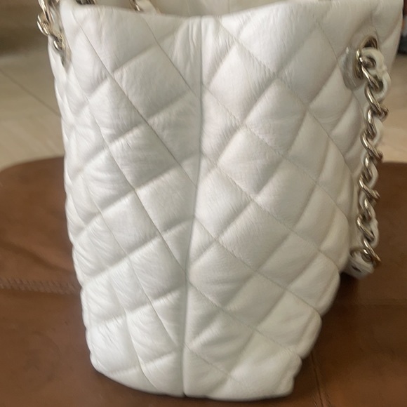 Beautiful white purse from Kate Spade - Picture 3 of 5